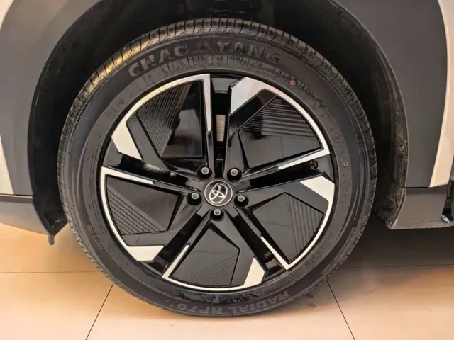 Toyota BoZhi 3X — Фото автомобиля 19