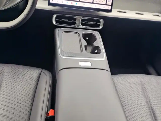 Leapmotor Leapmotor B01 2025 Model 550 Smart Edition — Фото автомобиля 16