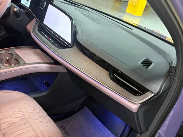 Hongqi Tian Gong 08 — Фото автомобиля 6