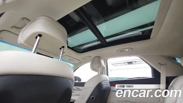 Genesis GV70 — Фото автомобиля 24