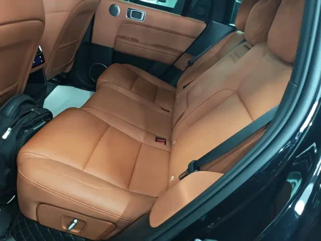 Li Auto L6 — Фото автомобиля 16