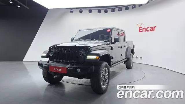 Фотография автомобиля — Jeep Gladiator