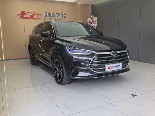 BYD Tang — Фото автомобиля 3