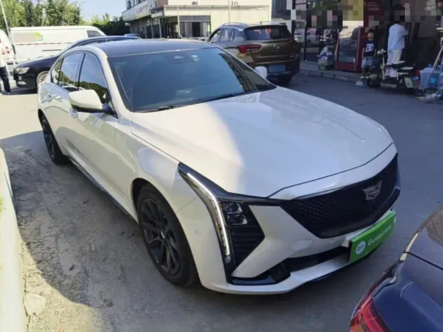 Cadillac CT5 — Фото автомобиля 3