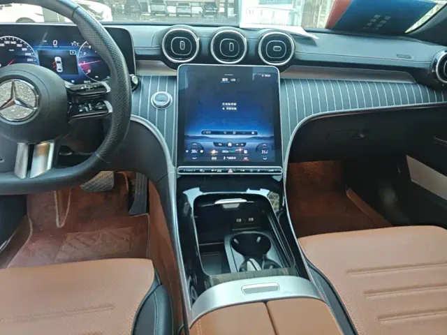 Mercedes-Benz C-Class — Фото автомобиля 12