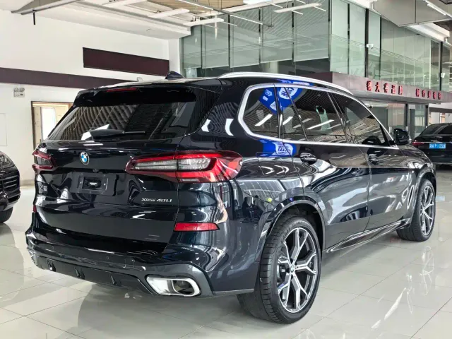 BMW X5 — Фото автомобиля 12