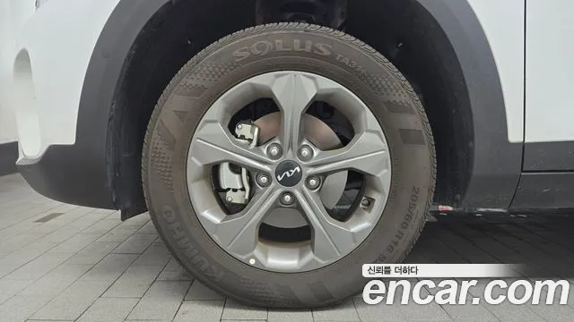 Kia Seltos Новый Seltos Бензин 2.0 2WD — Фото автомобиля 5