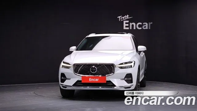 Вольво XC60 — Фото автомобиля 3