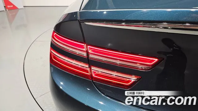 Genesis G80 Бензин 2.5 турбо AWD — Фото автомобиля 23