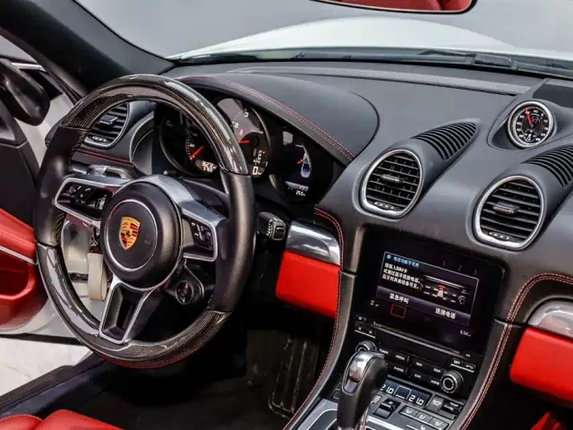 Porsche 718 — Фото автомобиля 13