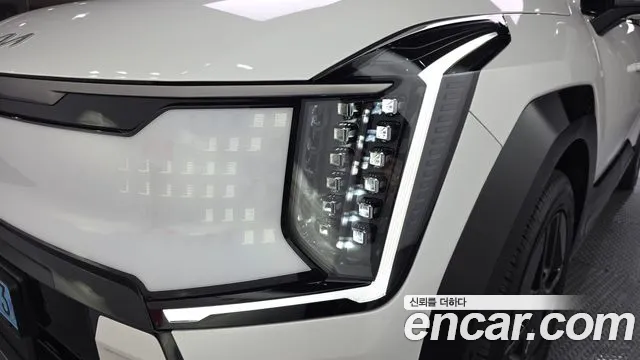 Kia EV9 — Фото автомобиля 7