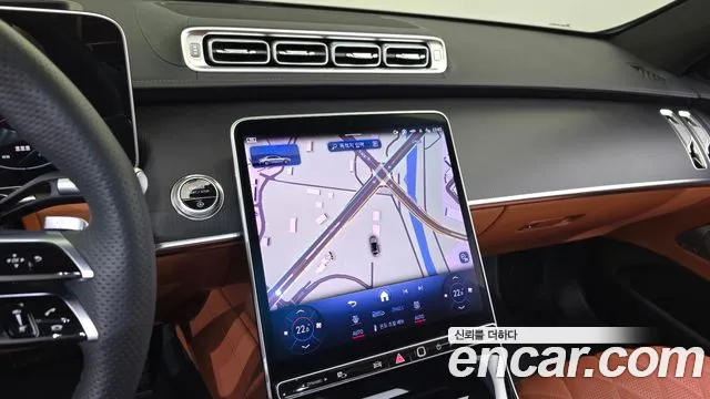 Mercedes-Benz S-Class — Фото автомобиля 12