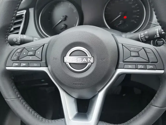 Nissan X-Trail — Фото автомобиля 12