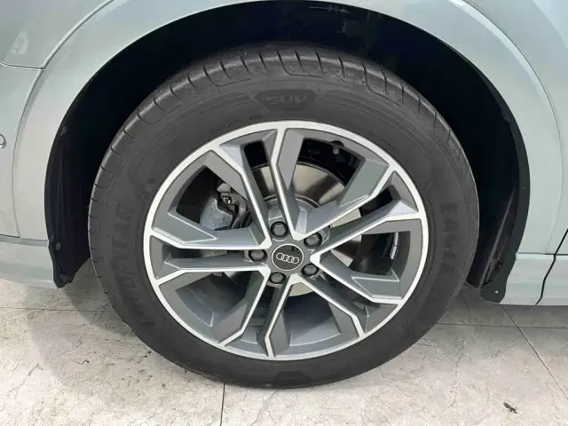 Audi Audi Q3 2023 35 TFSI Fashion Dynamic (1.4T) — Фото автомобиля 25