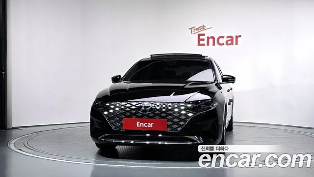 Hyundai Grandeur New — Фото автомобиля 3