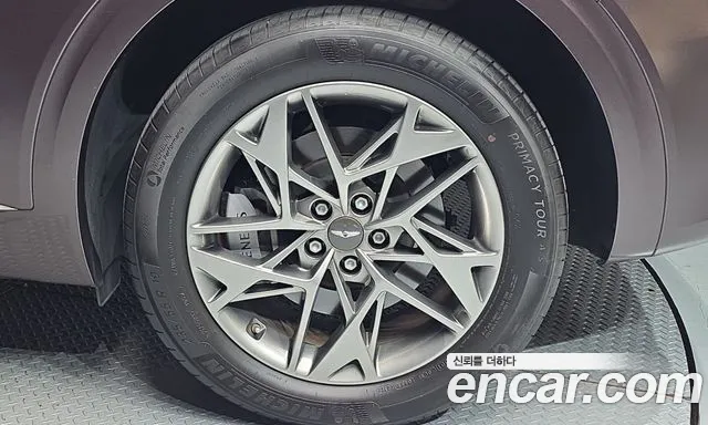 Genesis GV70 — Фото автомобиля 6
