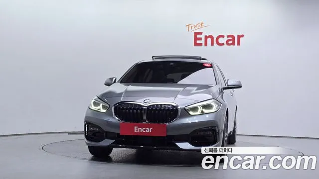 BMW 1 Series F40 — Фото автомобиля 3