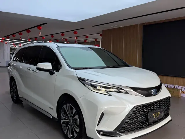Toyota Granvia — Фото автомобиля 2