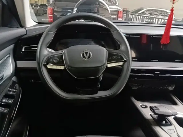 Changan X7 Plus — Фото автомобиля 10