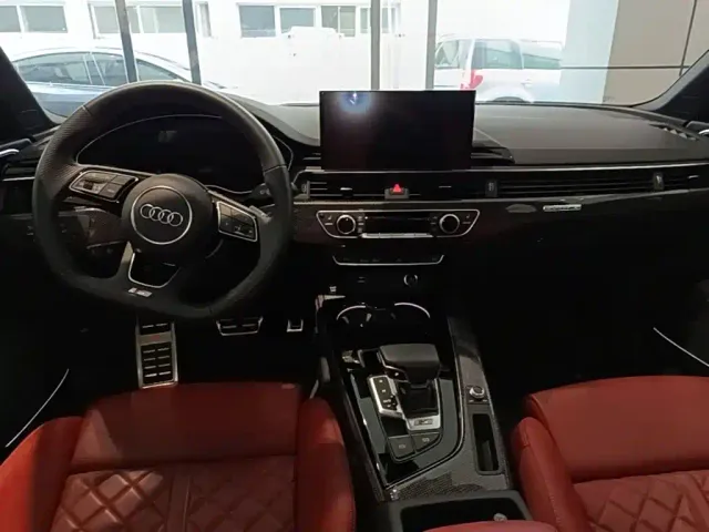 Audi S4 — Фото автомобиля 13