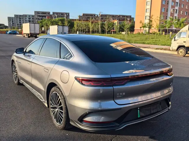BYD Han — Фото автомобиля 5
