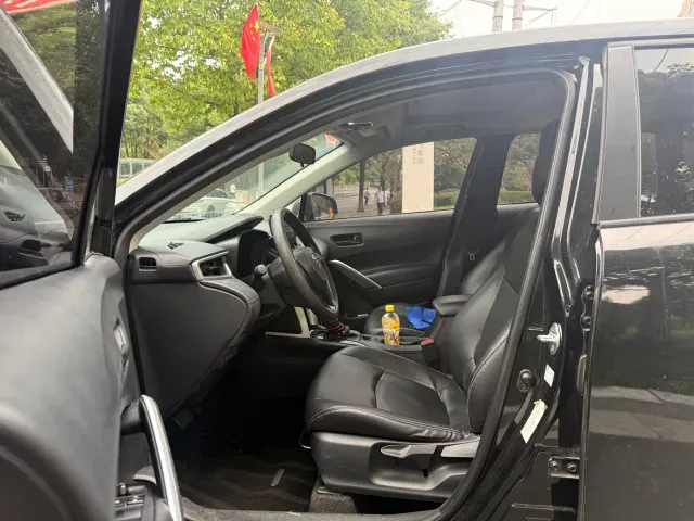Toyota Corolla Cross — Фото автомобиля 5