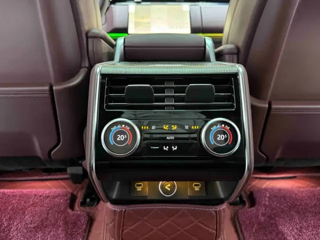 Land Rover Range Rover — Фото автомобиля 13