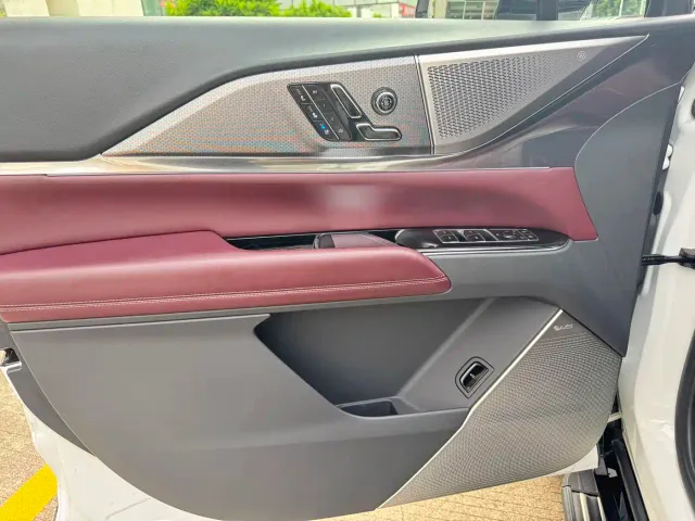 Cadillac XT5 — Фото автомобиля 12