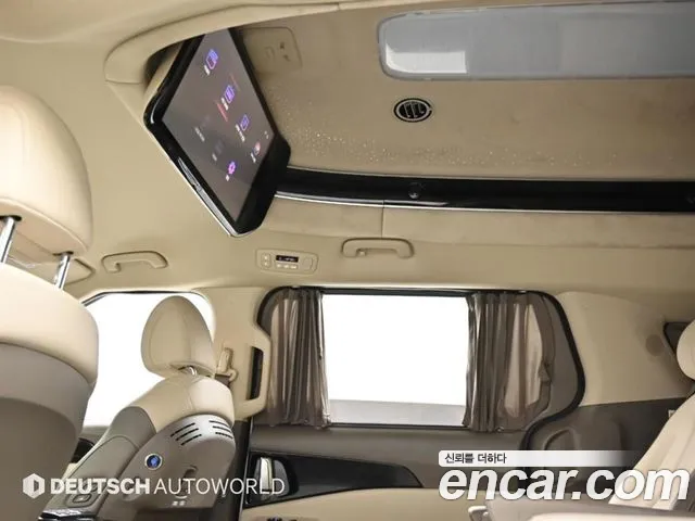Kia Carnival Generation 4 — Фото автомобиля 18