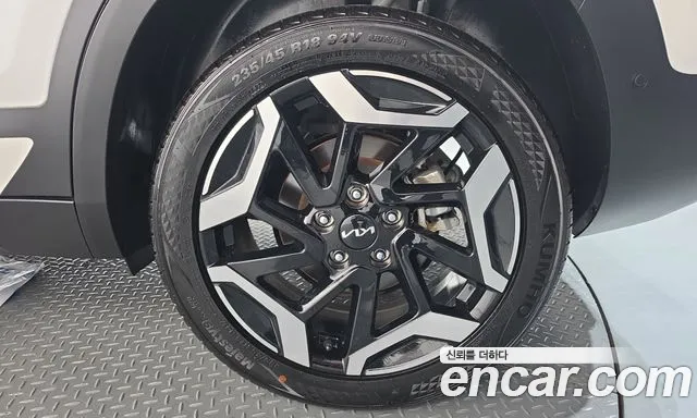 Kia Seltos New — Фото автомобиля 6