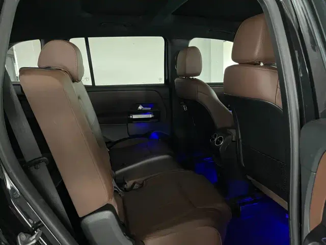 Mercedes-Benz GLB-Class — Фото автомобиля 10