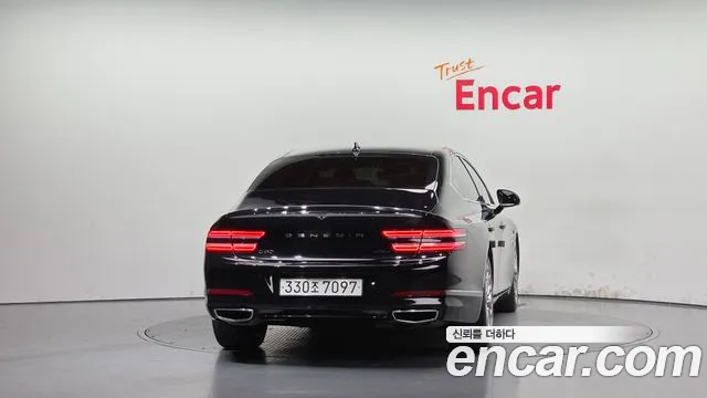 Genesis G80 RG3 — Фото автомобиля 4