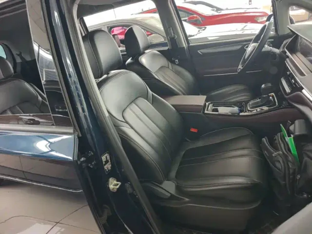 GAC Trumpchi M6 — Фото автомобиля 24
