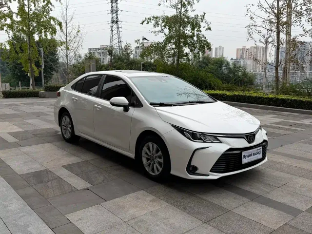 Toyota Corolla — Фото автомобиля 6