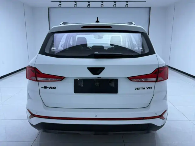 Jetta VS7 — Фото автомобиля 5