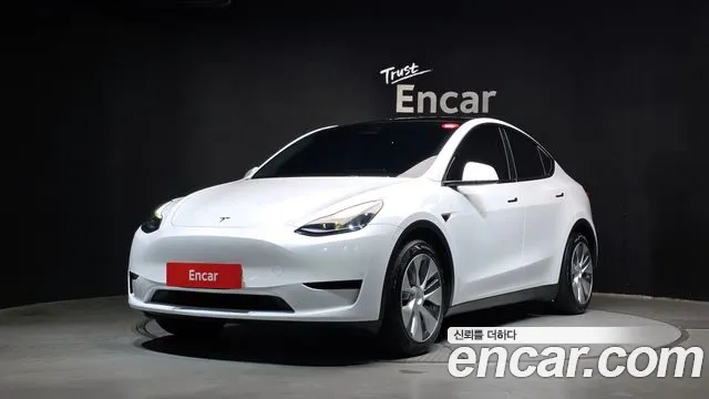 Фотография автомобиля — Tesla Model Y