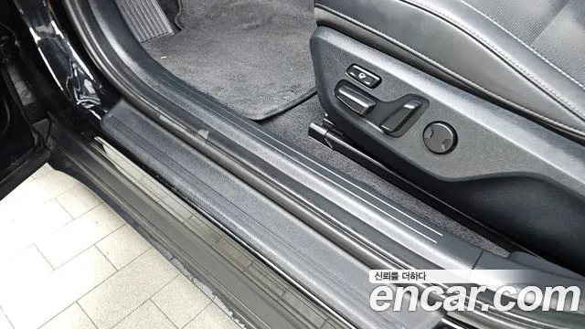 Kia EV6 — Фото автомобиля 28