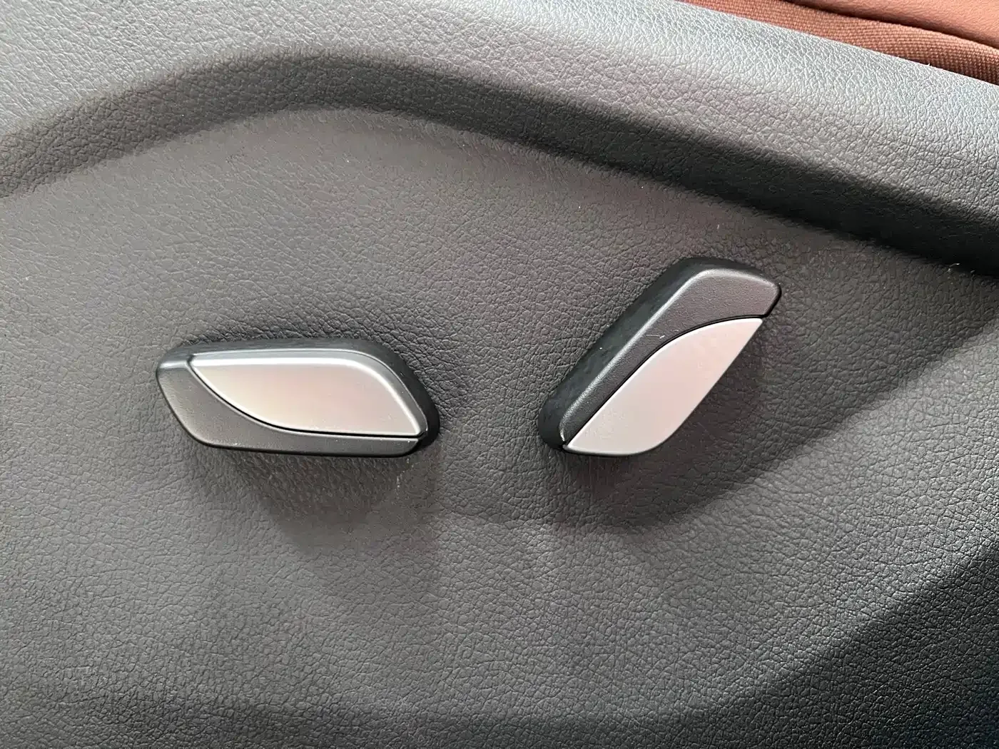 Geely Emgrand X6 2021 Model PRO 1.4T Automatic Premium — Фото автомобиля 15