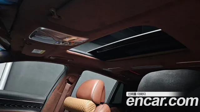 Genesis G90 Бензин 3.5 турбо AWD — Фото автомобиля 27