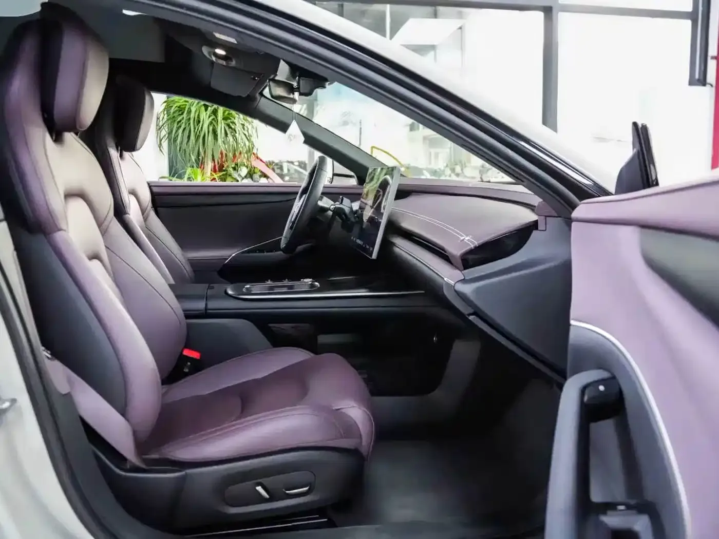 Xiaomi Auto Xiaomi SU7 2024 RWD Long Range Intelligent Driving Edition — Фото автомобиля 4