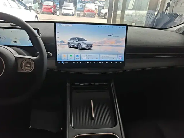 Baojun Baojun Yunhai 2024 500km Pure Electric — Фото автомобиля 12