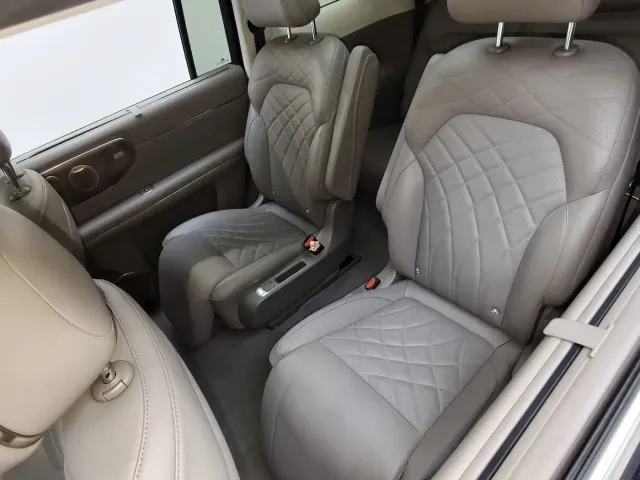 IM Motors LS9 — Фото автомобиля 10