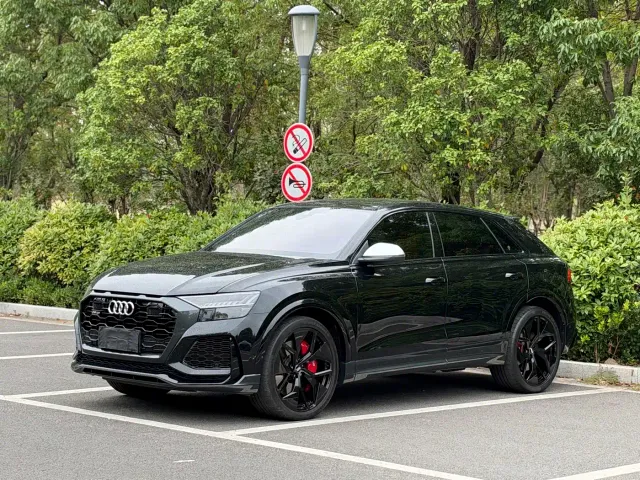 Фотография автомобиля — Audi RS Q8