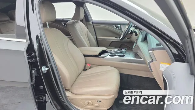 Kia K8 Hybrid — Фото автомобиля 11