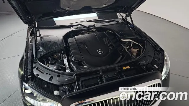 Mercedes-Benz S-Class — Фото автомобиля 5