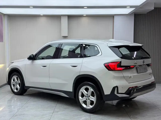 BMW X1 — Фото автомобиля 6