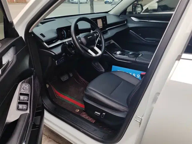 Haval H6 — Фото автомобиля 15