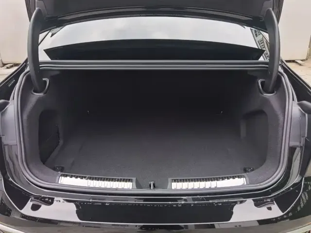 Audi A6L — Фото автомобиля 6