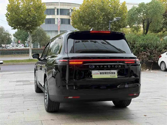 Leapmotor C16 — Фото автомобиля 9