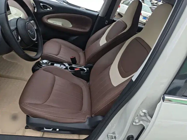 Wuling Bingo — Фото автомобиля 14